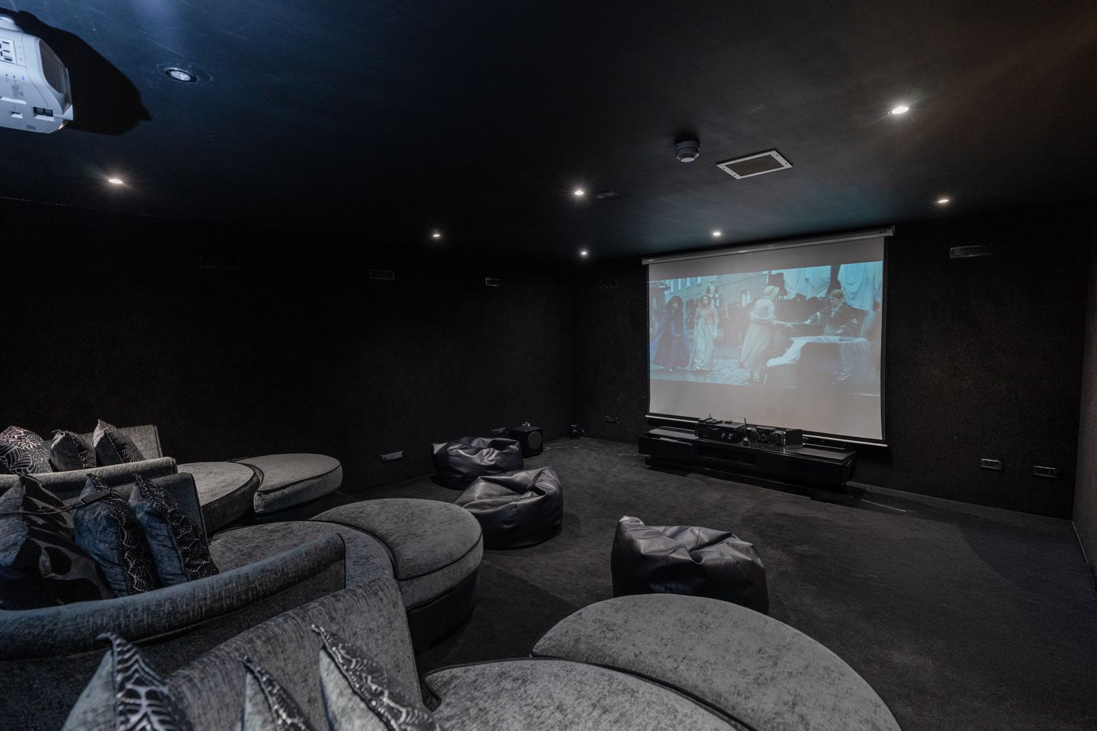 WhatsApp Image 2026-03-23 at 15.22.46